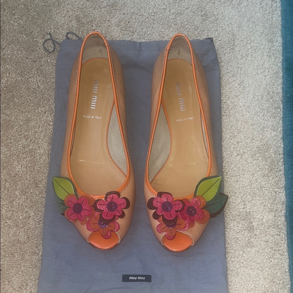 Miu Miu Beige Leather Peep-Toe Flats with Orange Trim & Floral Appliqués